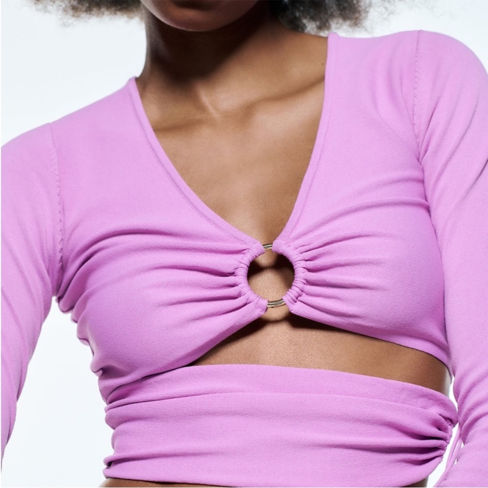 Zara CUT OUT LONG SLEEVE KNIT top size M